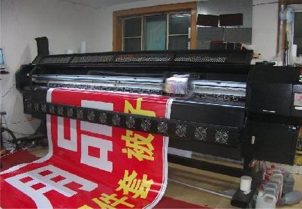 隆回喷绘广告分辨率是多少？