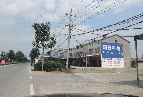 隆回如何能保证墙体广告的醒目性？